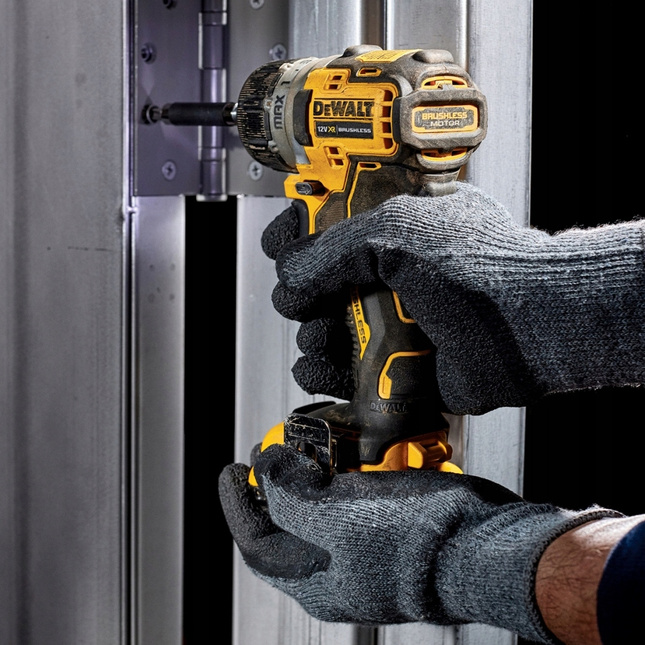 DEWALT DCF601N-XJ zakretarka udar. 12V XR