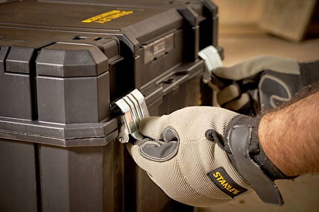 Skrzynka narzędziowa z organizerem Stanley FMST1-75796