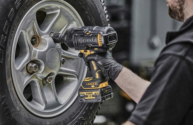 DEWALT DCF900P2G-QW klucz udarowy 1/2 1355Nm
