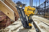 Gwoździarka DeWalt DCN692P2-QW, kufer