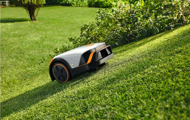 Automatyczny Robot koszący STIHL iMOW 4 IA02 011 1436 bluetooth 1000 m²